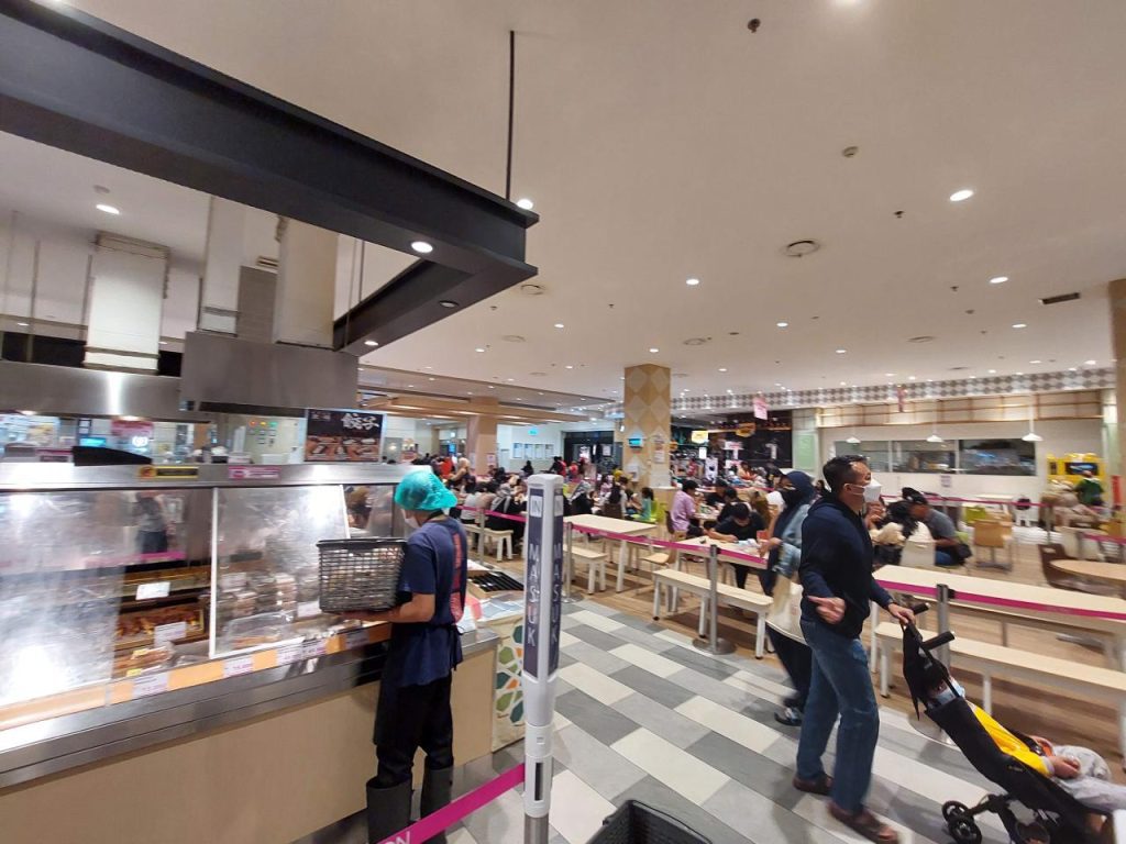 Ciri khas AEON Mall Sentul