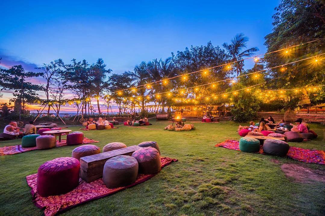 Cafe Di Bali Paling Asik Buat Nyantai!