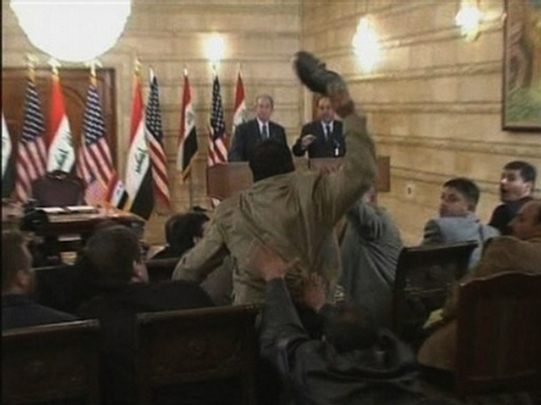 Ini 10 Foto Fenomenal Dari Perang Irak! Ini 10 Foto Fenomenal Dari Perang Irak!