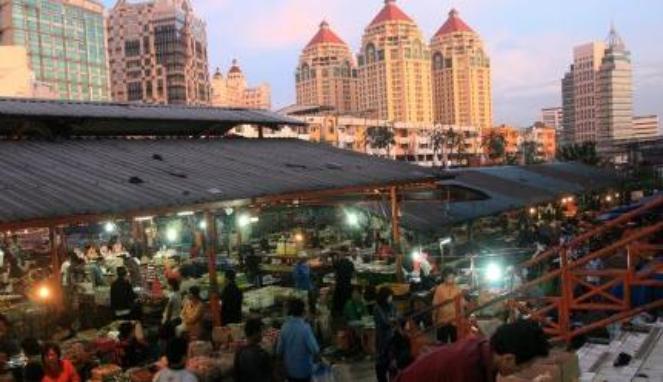 7 Pasar Yang Wajib Dikunjungi Saat Traveling Ke Jakarta 7 Pasar Yang Wajib Dikunjungi Saat Traveling Ke Jakarta