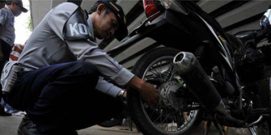 8 Masalah Ketika Memakai Jasa Parkir Liar