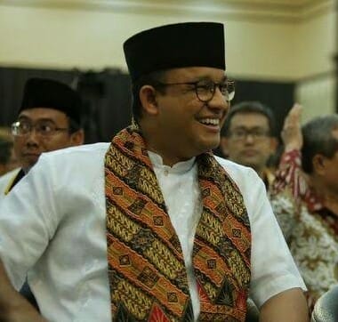 Gaya Sultan Anies Hadepin Corona di Jakarta Gaya Sultan Anies Hadepin Corona di Jakarta