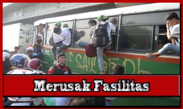 9 Kebiasaan Ini Jangan Ditiru Ketika Naik Transportasi Umum