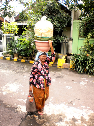 Pecel Semanggi, Kuliner Khas Surabaya Yang Mulai Langka Pecel Semanggi, Kuliner Khas Surabaya Yang Mulai Langka