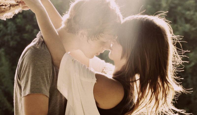 15 Alasan Kenapa Punya Pacar Gamer Itu Asik Sekali! 15 Alasan Kenapa Punya Pacar Gamer Itu Asik Sekali!
