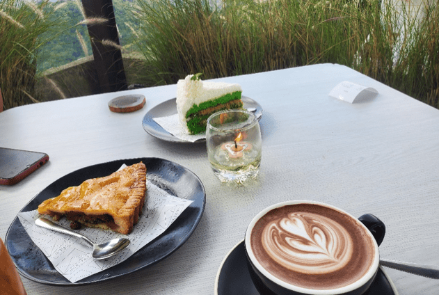 Paket Acara dan Harga Menu Montana del Cafe