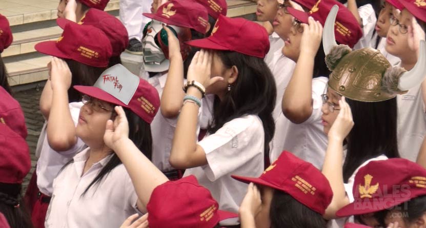 Tipe Orang Saat Upacara Bendera Tipe Orang Saat Upacara Bendera