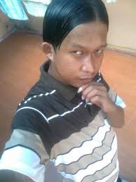 Alasan Kenapa Orang Gak Suka Selfie Alasan Kenapa Orang Gak Suka Selfie