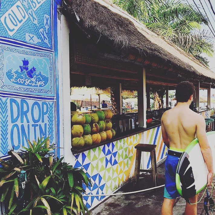 5 Rekomendasi Tempat Nge Beer Seru di Bali 5 Rekomendasi Tempat Nge Beer Seru di Bali
