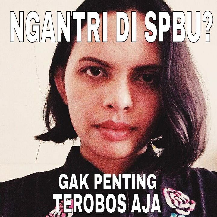 Florence Anggap Orang Jogja Tolol, Karena Ditolak Isi BBM Di Antrean Mobil Florence Anggap Orang Jogja Tolol, Karena Ditolak Isi BBM Di Antrean Mobil