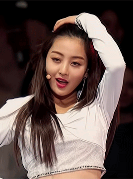 10 Foto Artis Jihyo 