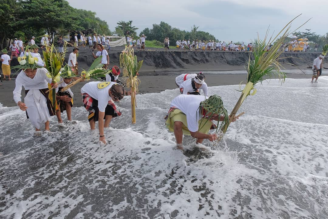 Pengalaman Nyepi di Bali, Liburan Ke Bali Ketika Nyepi Asik Nggak Sih? Pengalaman Nyepi di Bali, Liburan Ke Bali Ketika Nyepi Asik Nggak Sih?