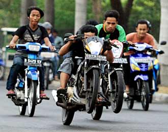 6 Hal Ini Penyebab Kendaraan Jadi Boros