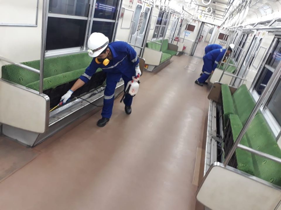 Respon KRL Commuterline Juga Transjakarta Menghadapi Virus Corona