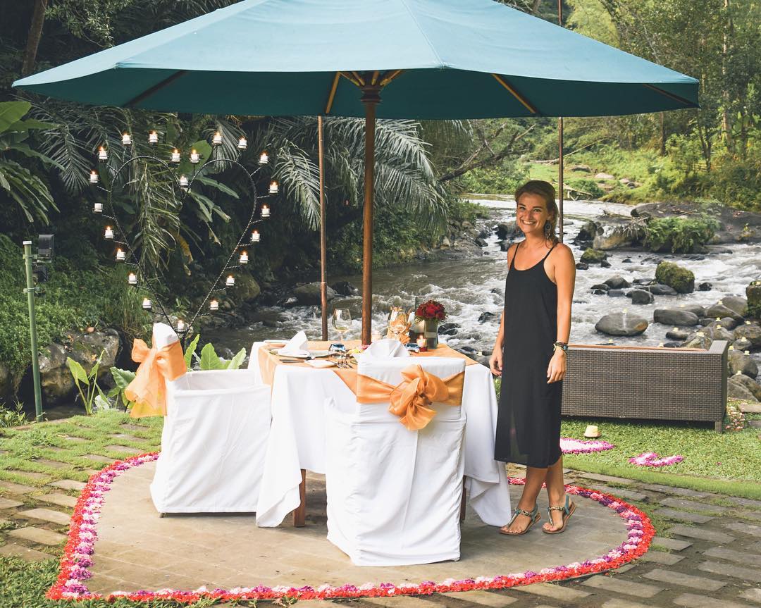 Rekomendasi Tempat Dinner Romantis Di Bali Terbaik Rekomendasi Tempat Dinner Romantis Di Bali Terbaik