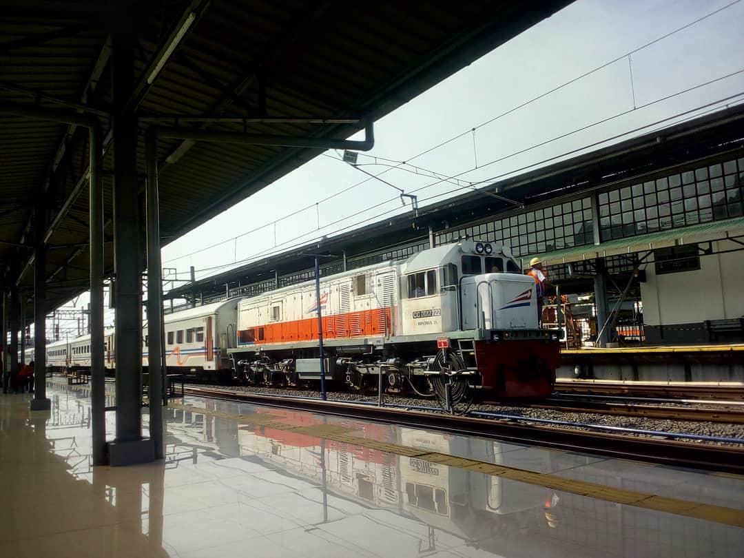 Sejarah Stasiun Pasar Senen Jakarta