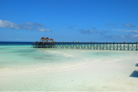 7 Wisata Adventure Super Seru di Pulau Derawan! 7 Wisata Adventure Super Seru di Pulau Derawan!