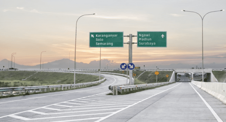 Pembangunan Tol Semarang Surabaya