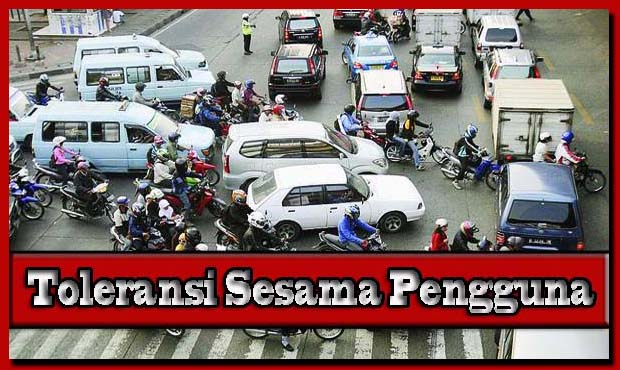 9 Kebiasaan Ini Jangan Ditiru Ketika Naik Transportasi Umum