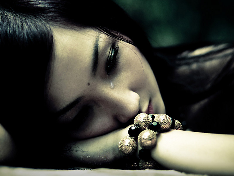 4 Alasan Kenapa Perempuan Lebih Mudah Menangis 4 Alasan Kenapa Perempuan Lebih Mudah Menangis